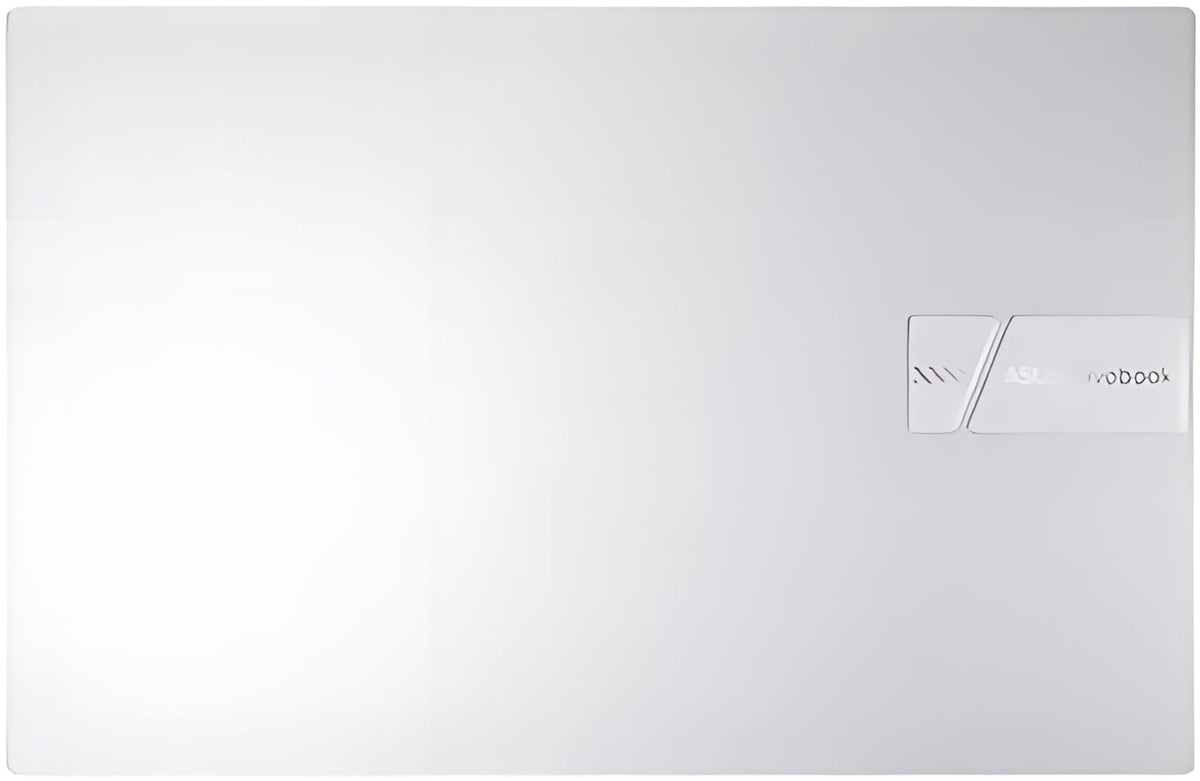 X1504M – 15,6’ C3 8Go Argent – Pro